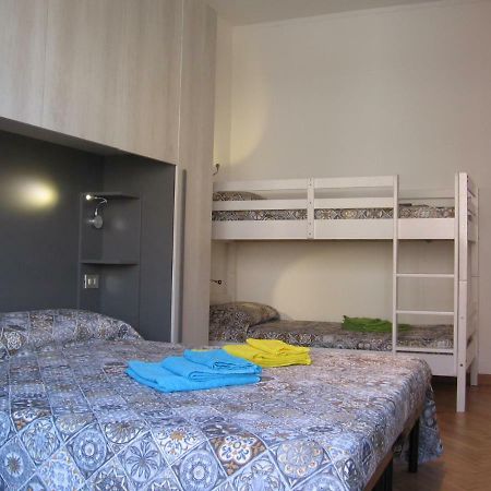M1 Pasteur Holiday Home Милан Экстерьер фото