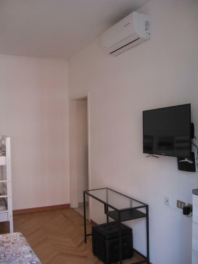 M1 Pasteur Holiday Home Милан Экстерьер фото